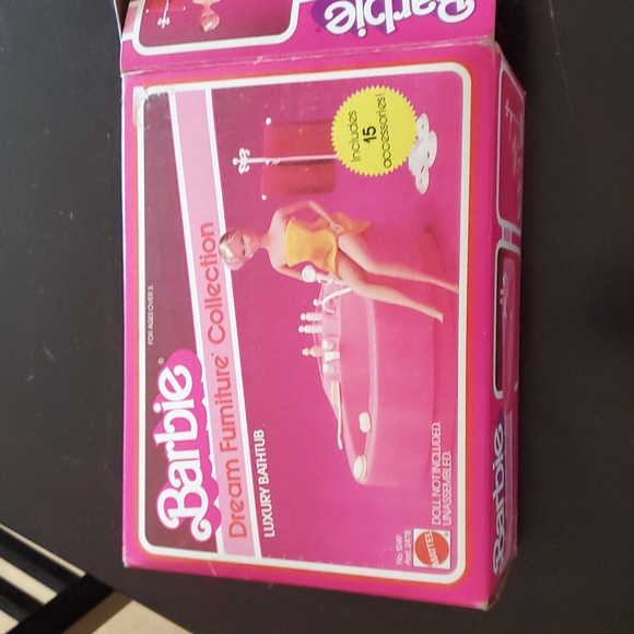 Vintage Barbie Pink Luxury Bathtub - Picture 4 of 4